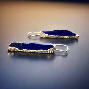 maitena-ganboa-joyas-autor103 Pendientes de plata y cíanita de Maitena Ganboa Joyas de Autor