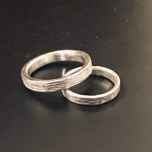 maitena-ganboa-joyas-autor23 Alianzas de oro blanco de Maitena Ganboa Joyas de Autor